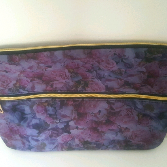 Purple Floral Laptop Sleeve w/Gold Zippers - Picture 3 of 4